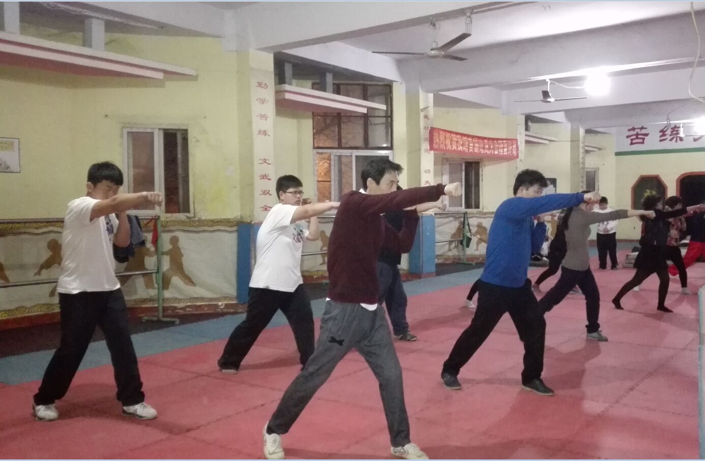 快速学习防身术(图1)